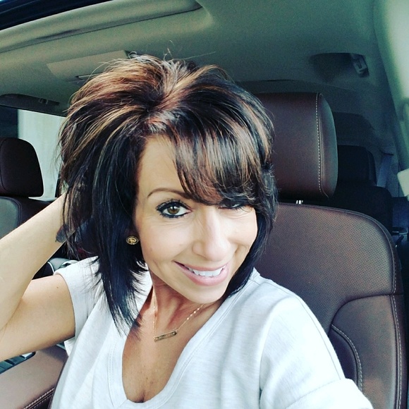 Profile Picture of Amy Dupont (@amydupont1967) on Poshmark