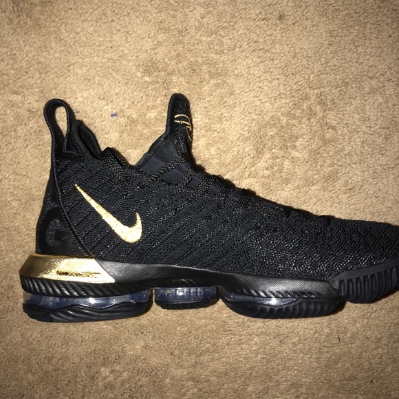 Profile Picture of Tyler Altman (@whiteboytyler) on Poshmark