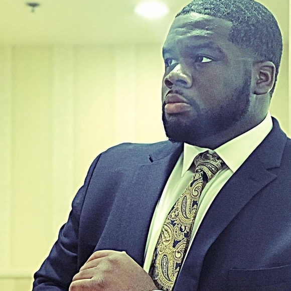 Shariff Durugordon - Poshmark Profile Picture of Shariff Durugordon (@sneakerduru1991) on Poshmark