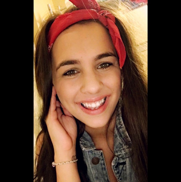 Profile Picture of Johanna-jojo Madland (@jojomadland) on Poshmark