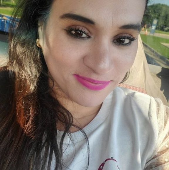 Profile Picture of Clara Quintero (@claraquintero) on Poshmark
