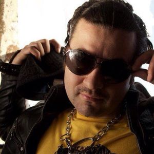 Profile Picture of Simon Beta (@simonbeta) on Myspace