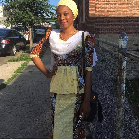 Ayeesha Bello - Poshmark Profile Picture of Ayeesha Bello (@ayeeshabello57) on Poshmark