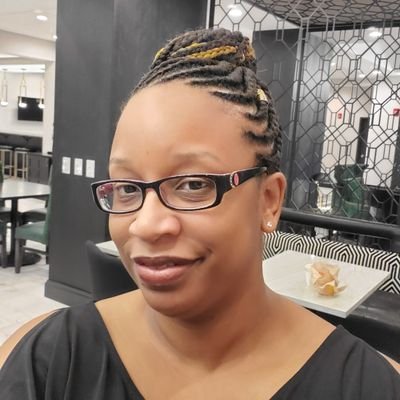 Profile Photo of Andrea Sutton (@QUEENBEE1911) on Twitter