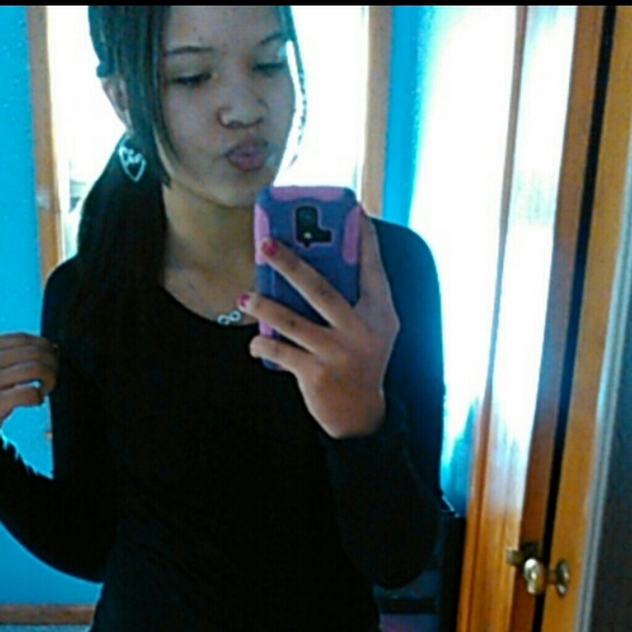 Profile Picture of Janae Wickson (@baddie_3) on Poshmark