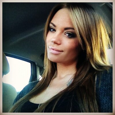 Profile Picture of Rachelle Larsen (@LarsenRc) on Twitter
