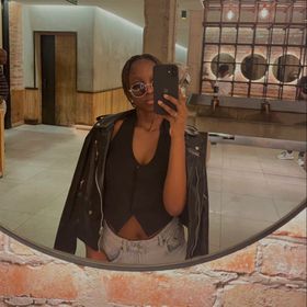 Profile Picture of Naomi Pearce (@Luvgnomie) on Pinterest