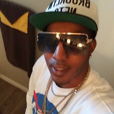 Profile Picture of Ray Hendrix (@RayHendrix15) on Twitter