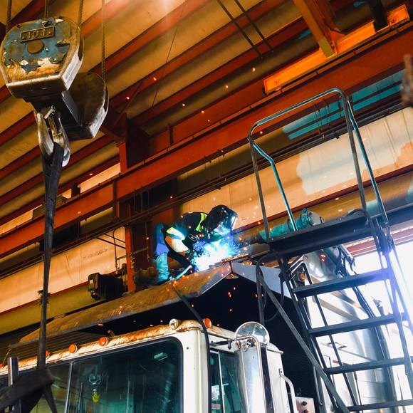 Profile Picture of Eddie Baez (@edpabonbaez13) on Poshmark