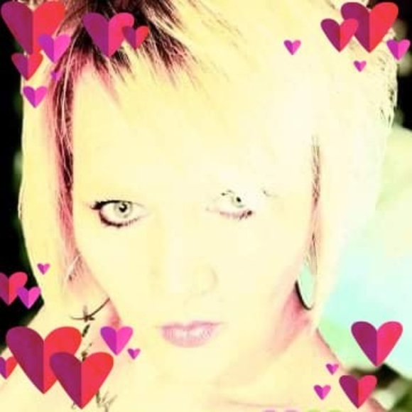 Profile Picture of Jason Lukert (@metalsmerf1980) on Poshmark
