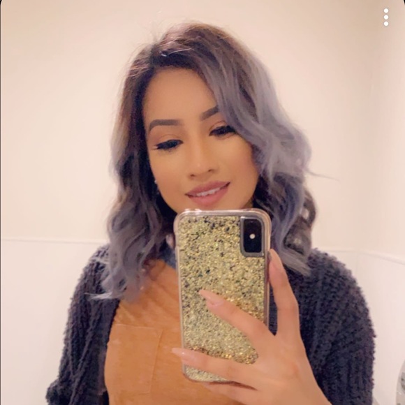 Profile Picture of Itzel Diaz (@itzeld2084) on Poshmark