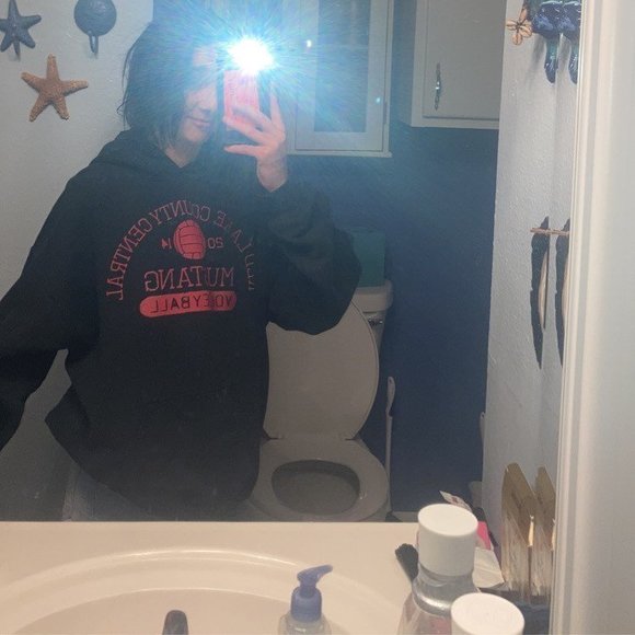 Profile Picture of Rylee Gerardy (@gerardyrylee) on Poshmark