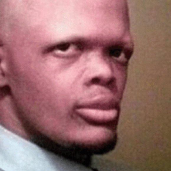 Profile Picture of River Lantto (@riverlantto) on Poshmark