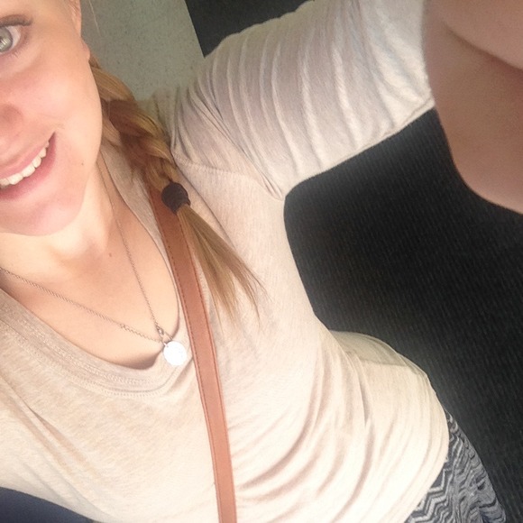 Profile Picture of Emily Crussell (@emmalane95) on Poshmark