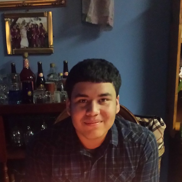 Profile Picture of Henry Tinti (@htinti) on Poshmark