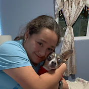 Profile Picture of Gabriela Zepeda (@GabrieIaZepeda) on Youtube