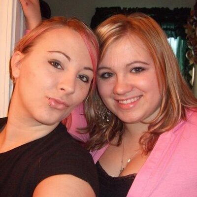 Profile Picture of Michelle Sack (@lil_shelly08) on Twitter