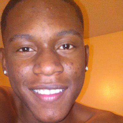 Profile Picture of Ca`Darius Knox (@_king_of_1997_) on Twitter