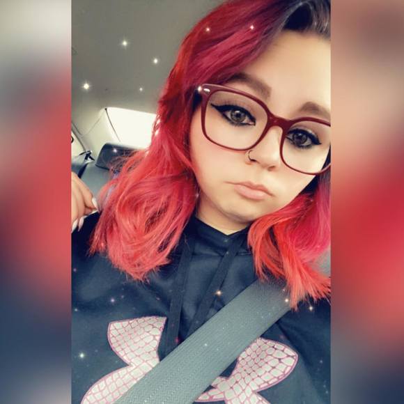 Profile Picture of Makayla Leferschke (@muffinsaresexy) on Poshmark