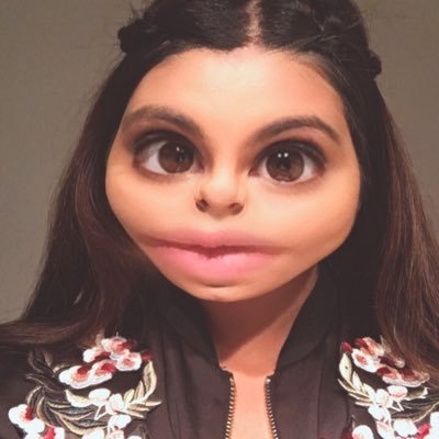 Profile Picture of Beverly Chouquette (@Beverly_ChouFr) on Twitter