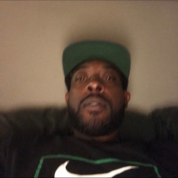 Profile Picture of Adrian Redd (@bigruben) on Poshmark