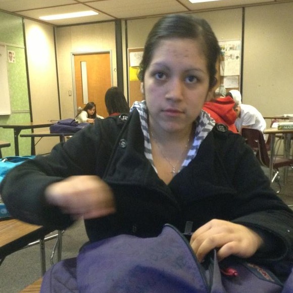 Profile Picture of Yesenia Ceballos (@yessi2) on Poshmark