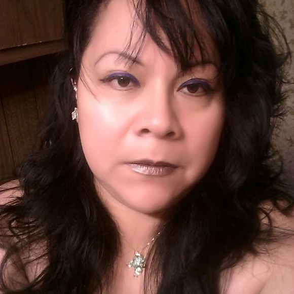 Profile Picture of Rayo Muñoz (@rayito2976) on Poshmark