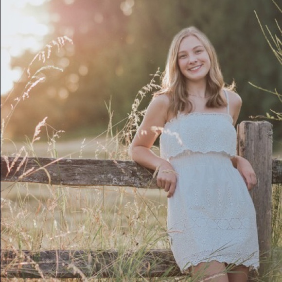 Profile Picture of Taya Gullard (@tayagullard) on Poshmark