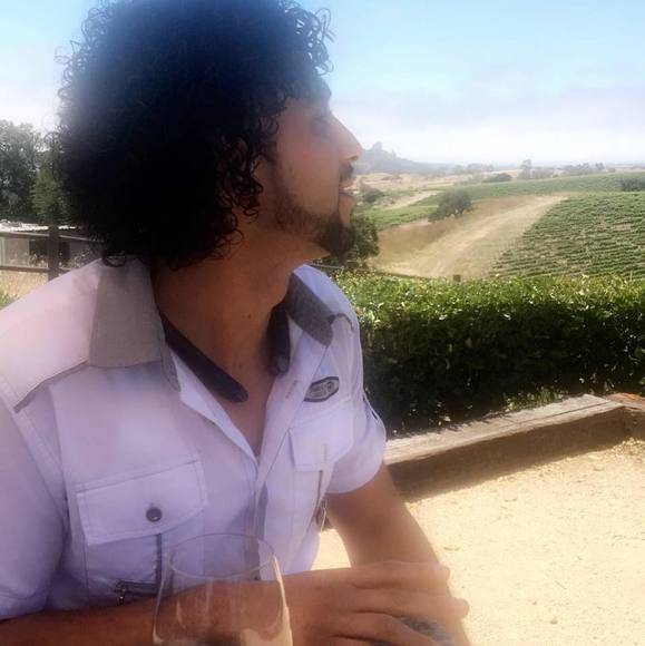 Profile Picture of Omar Awad (@omareliasawad) on Poshmark