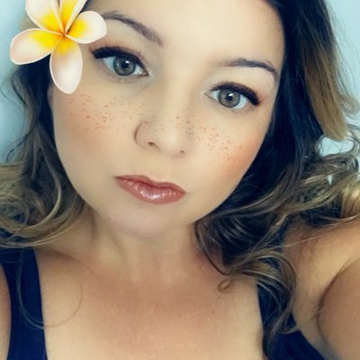 Profile Picture of Lori Priest (@loripriest24) on Twitter