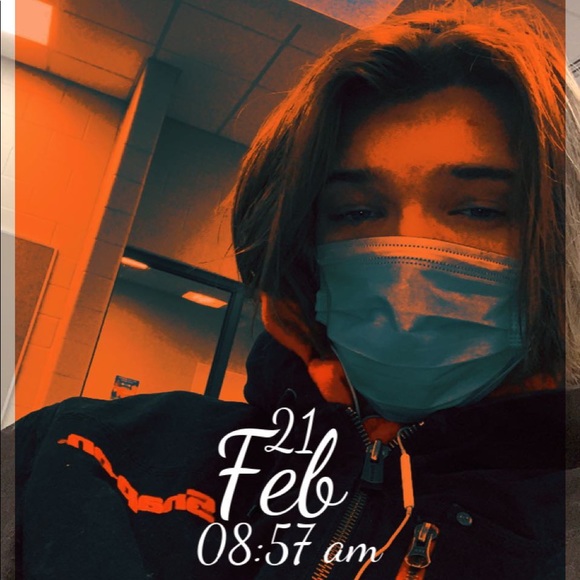 Profile Picture of Michael Cummins (@therealdog20) on Poshmark