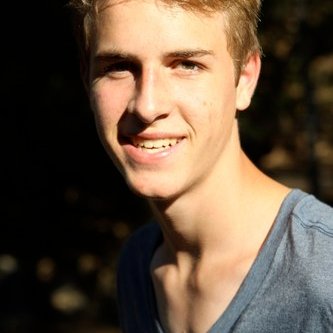 Profile Picture of Neal Travis (@Nealtravis1) on Twitter