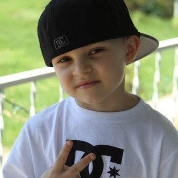 Profile Picture of Gina Gulino (@timmysg) on Poshmark