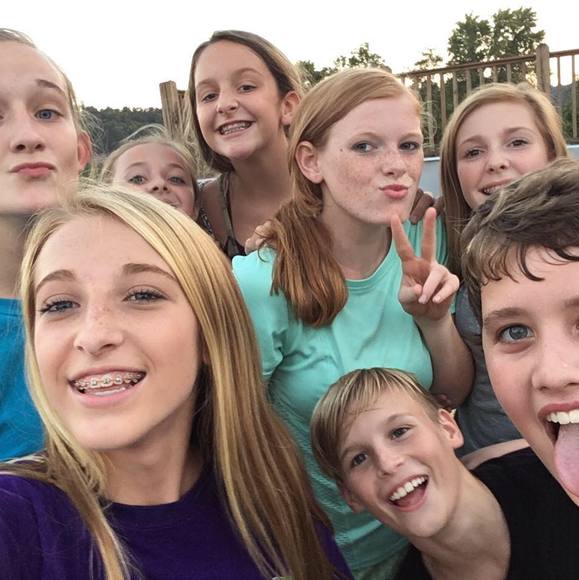 Profile Picture of Autumn Sells (@autiesells) on Poshmark