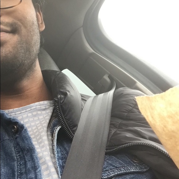 Profile Picture of Aaron Dumpala (@aarondumpala) on Poshmark