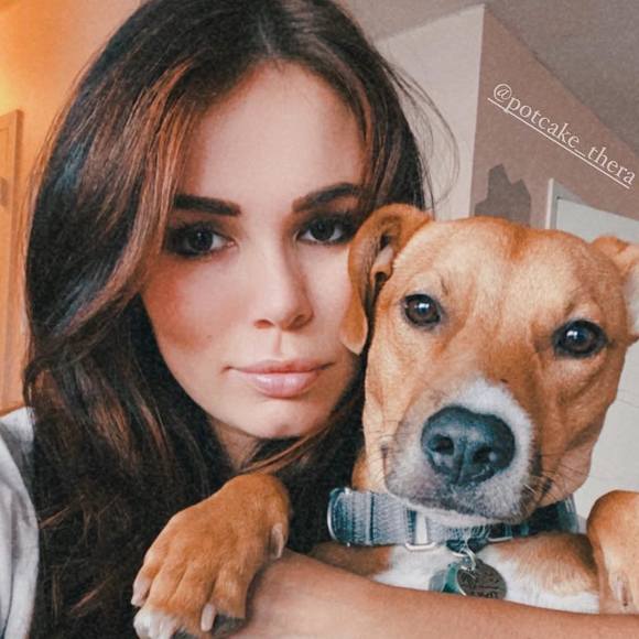 Profile Picture of Jillian Mcmahon (@jillianm127) on Poshmark