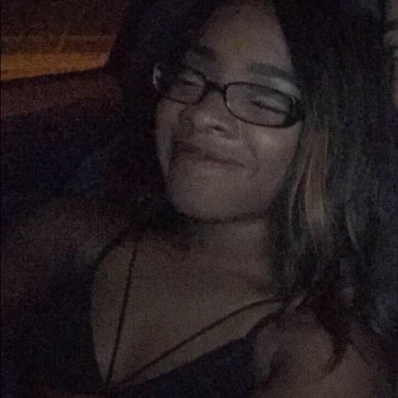 Profile Picture of Jazmine Thomas (@jazsymone2) on Poshmark
