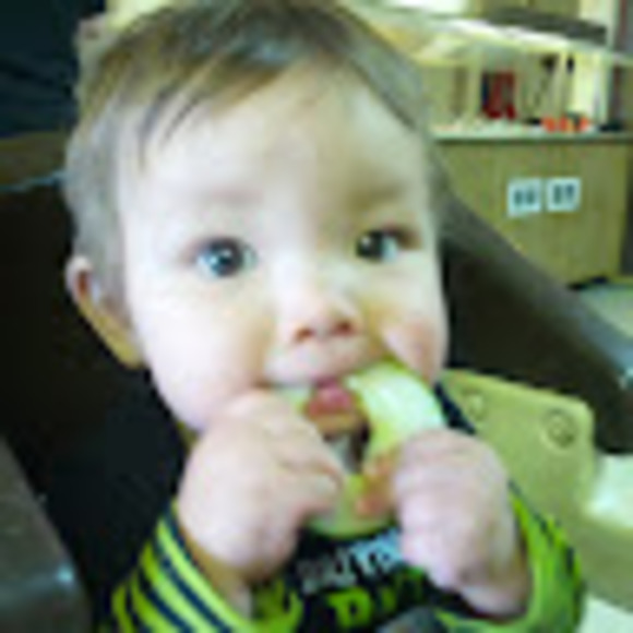 Profile Picture of Jeff Fu (@emberwilde) on Poshmark