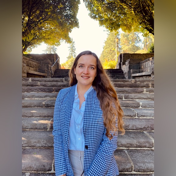 Profile Picture of Alexa Tawadrous (@alexasposhmark) on Poshmark