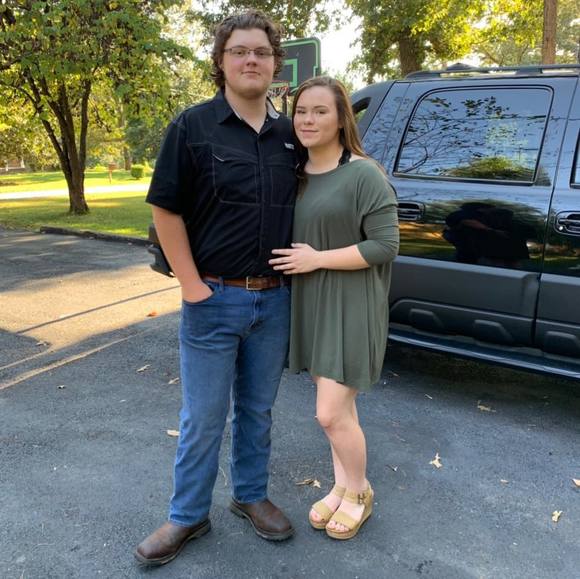 Profile Picture of Eli Drieling (@elidrieling) on Poshmark
