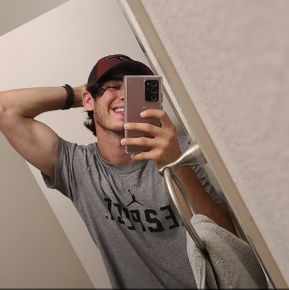 Profile Picture of Dylan Terwilleger (@twigler28) on Poshmark