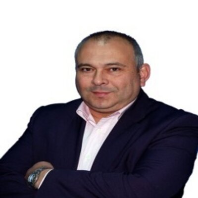 Profile Picture of Casey Riddle (@riddlerksq) on Twitter