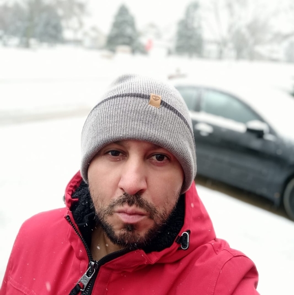 Profile Picture of Jose Quinones (@josequinones477) on Poshmark