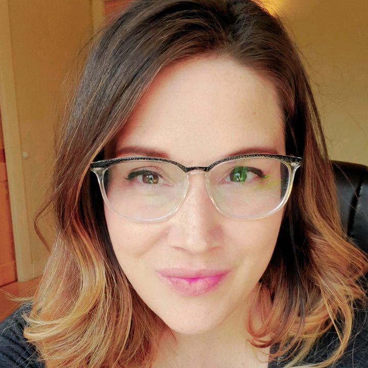 Profile Picture of Cassandra Manson (@momofthebeer) on Tiktok