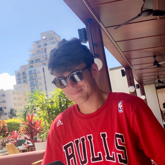 Profile Picture of Jack Scott (@jackscott770) on Poshmark