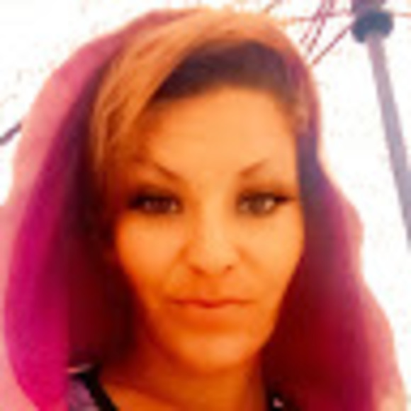 Profile Picture of Cassandra Novinski (@cassandranovins) on Poshmark