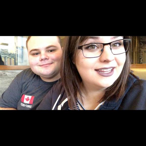 Profile Picture of Darcy Darbyshire (@darcydarbs) on Poshmark