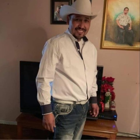 Profile Picture of Chendy Nunez lorenzana (@lorennun2956) on Poshmark