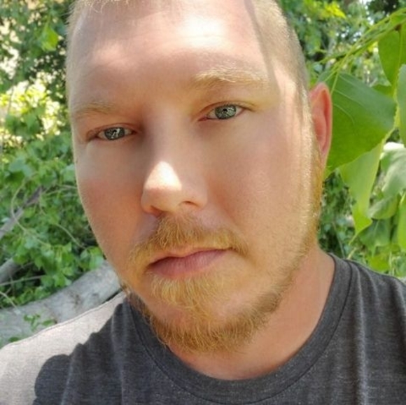 Profile Picture of Kevin Hildebrant (@irishbasterd77) on Poshmark