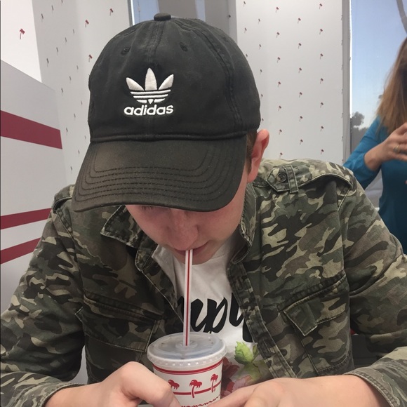 Profile Picture of Chase Cycenas (@chase_cycenas) on Poshmark